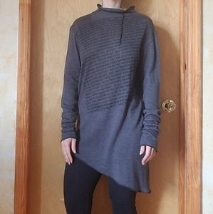 Demobaza asymmetrical hem high neck sweater tunic